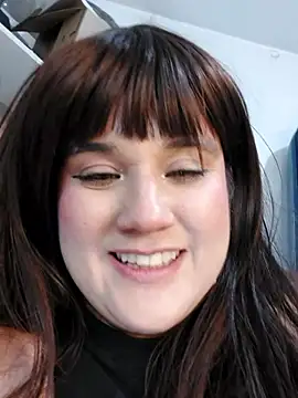 ItsNaiixa online show from 03-08-26, 02:04