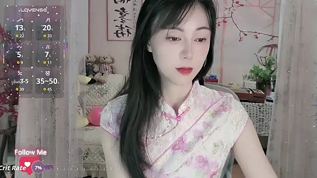 Lisa-s online show from 10-27-25, 01:39