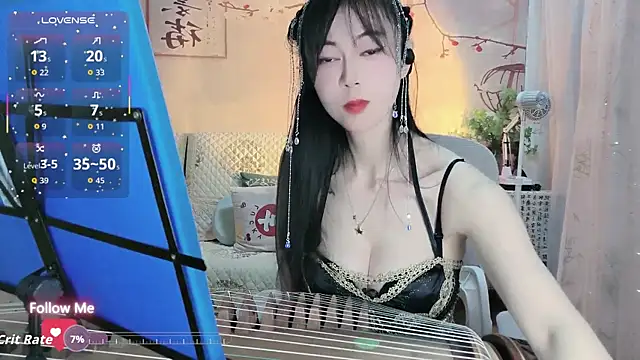 Lisa-s online show from 11-06-25, 01:42