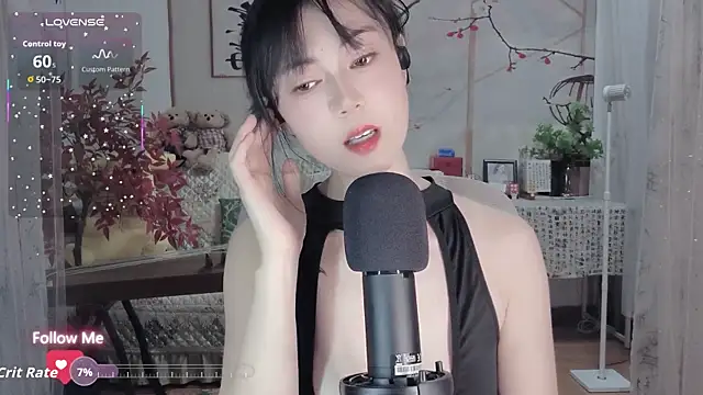 Lisa-s online show from 09-10-25, 02:38