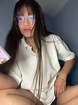 Lily candy X online show from 01-18-25, 05:52