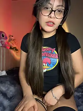 Snapshot of Lily_candy_X chatting on 05-16-26, 04:44 Lily candy X online show from 05-16-26, 04:44