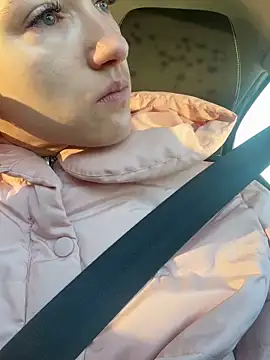 KateRedgar online show from 11-14-25, 07:45