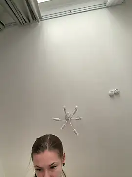 KateRedgar online show from 03-18-26, 01:57