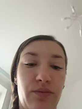 KateRedgar online show from 04-06-26, 06:25