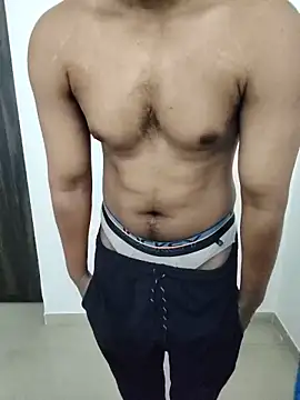 hottboy 39 online show from 06-15-26, 10:04
