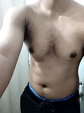 hottboy 39 online show from 02-08-26, 10:18