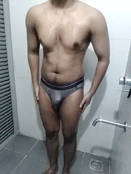 hottboy 39 online show from 04-05-26, 11:22