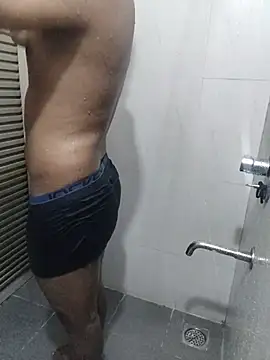 hottboy 39 online show from 04-12-26, 01:25