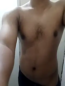 Snapshot of hottboy_39 chatting on 12-07-24, 07:43 hottboy 39 online show from 12-07-24, 07:43