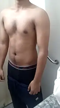 Snapshot of hottboy_39 chatting on 01-24-25, 01:25 hottboy 39 online show from 01-24-25, 01:25