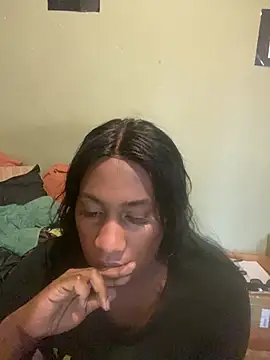 Snapshot of Moorella1 chatting on 06-24-26, 01:53 Moorella1 online show from 06-24-26, 01:53