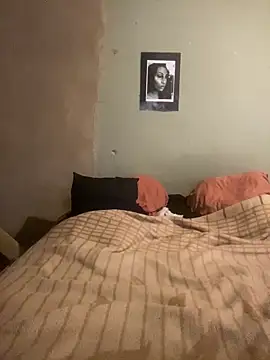 Moorella1 online show from 12-23-25, 07:07