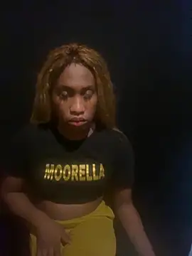 Moorella1 online show from 11-27-25, 01:33