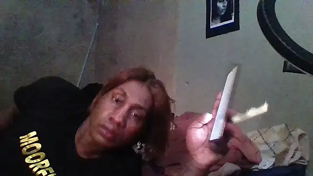 Snapshot of Moorella1 chatting on 10-05-25, 03:14 Moorella1 online show from 10-05-25, 03:14
