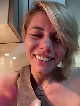 tanyagrey online show from 11-19-25, 10:15