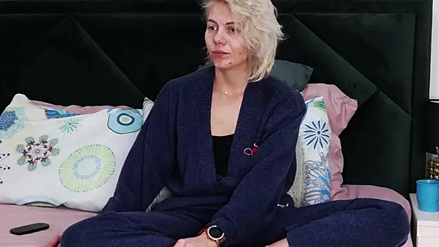 tanyagrey online show from 03-04-26, 06:32