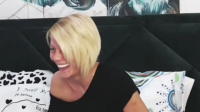 Snapshot of tanyagrey chatting on 09-29-25, 05:58 tanyagrey online show from 09-29-25, 05:58