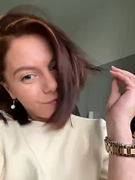 Snapshot of tanyagrey chatting on 02-05-25, 08:54 tanyagrey online show from 02-05-25, 08:54