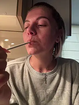 tanyagrey online show from 11-28-25, 07:30