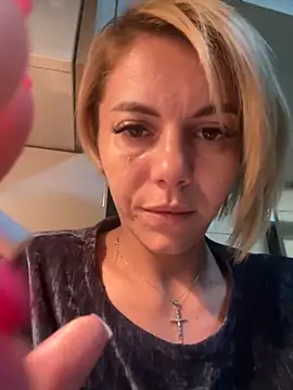 Snapshot of tanyagrey chatting on 10-14-25, 05:52 tanyagrey online show from 10-14-25, 05:52