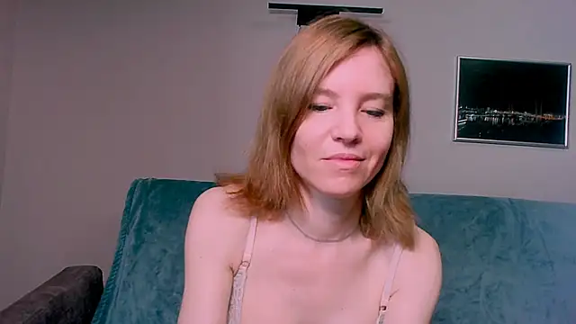 Snapshot of Eva_vagner chatting on 05-10-26, 02:04 Eva vagner online show from 05-10-26, 02:04