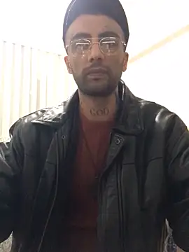 Snapshot of MasterKARATASSAKK chatting on 03-11-26, 06:13 MasterKARATASSAKK online show from 03-11-26, 06:13