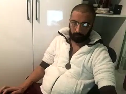 Snapshot of MasterKARATASSAKK chatting on 03-02-25, 05:52 MasterKARATASSAKK online show from 03-02-25, 05:52