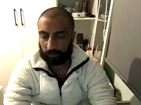 Snapshot of MasterKARATASSAKK chatting on 03-20-25, 05:36 MasterKARATASSAKK online show from 03-20-25, 05:36