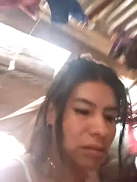 Alanagracia online show from 10-31-25, 02:57