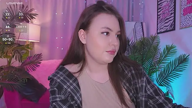 Snapshot of Mia__Peach chatting on 03-15-25, 03:07 Mia Peach online show from 03-15-25, 03:07