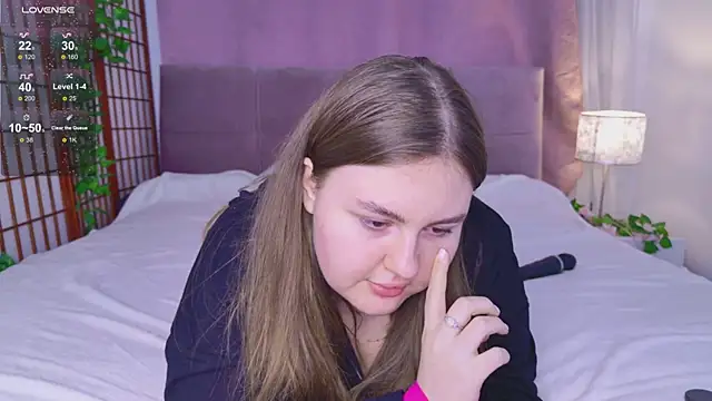 Snapshot of Mia__Peach chatting on 03-01-25, 10:02 Mia Peach online show from 03-01-25, 10:02