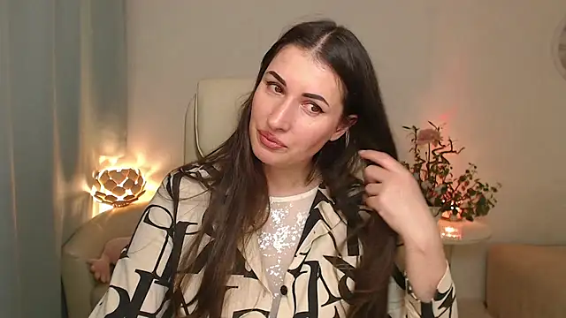 Snapshot of MaryMalory11 chatting on 02-12-26, 03:45 MaryMalory11 online show from 02-12-26, 03:45