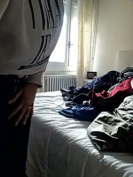 Snapshot of lamorbosa37 chatting on 01-12-26, 12:01 lamorbosa37 online show from 01-12-26, 12:01