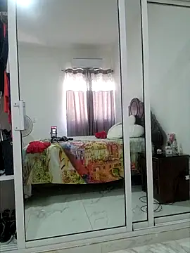 Snapshot of lamorbosa37 chatting on 03-22-25, 05:20 lamorbosa37 online show from 03-22-25, 05:20