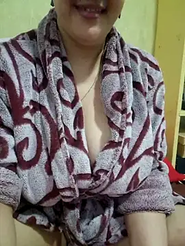 Snapshot of lamorbosa37 chatting on 05-03-26, 02:42 lamorbosa37 online show from 05-03-26, 02:42