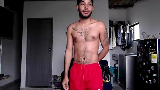 Snapshot of colinbrown chatting on 05-16-26, 12:37 colinbrown online show from 05-16-26, 12:37