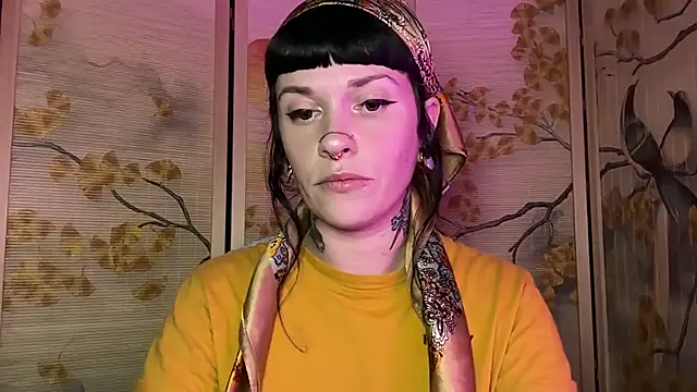 Snapshot of Marcelinegoddess chatting on 06-09-26, 03:40 Marcelinegoddess online show from 06-09-26, 03:40