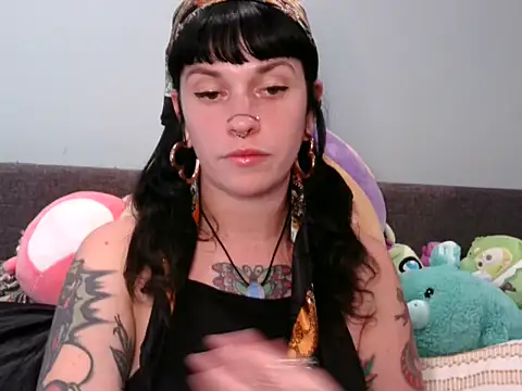 Marcelinegoddess online show from 10-28-25, 03:44