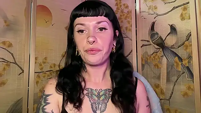 Snapshot of Marcelinegoddess chatting on 05-24-26, 03:06 Marcelinegoddess online show from 05-24-26, 03:06