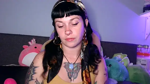 Marcelinegoddess online show from 10-04-25, 03:41