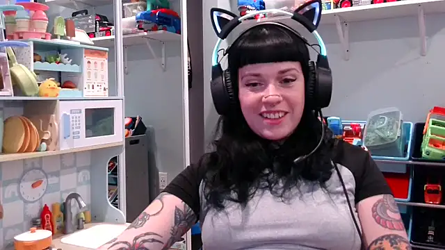 Marcelinegoddess online show from 02-19-25, 05:49