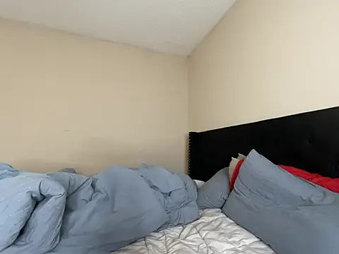 Badgirlbrittt online show from 03-17-25, 10:08