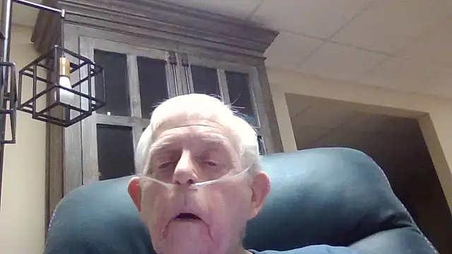 Snapshot of bootlegmanz chatting on 06-03-26, 02:29 bootlegmanz online show from 06-03-26, 02:29
