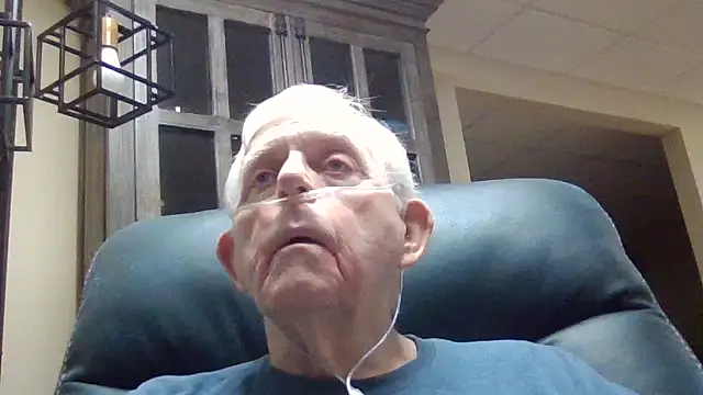 Snapshot of bootlegmanz chatting on 06-03-26, 02:33 bootlegmanz online show from 06-03-26, 02:33