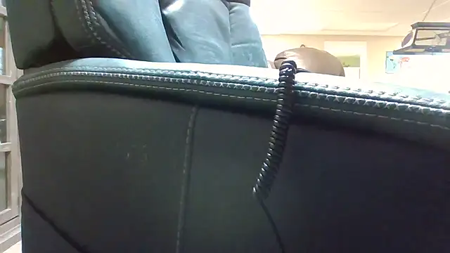 Snapshot of bootlegmanz chatting on 04-21-26, 02:51 bootlegmanz online show from 04-21-26, 02:51