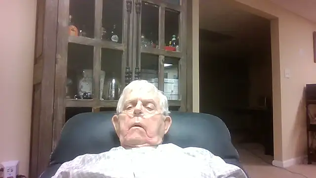 Snapshot of bootlegmanz chatting on 06-01-26, 10:53 bootlegmanz online show from 06-01-26, 10:53
