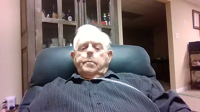 bootlegmanz online show from 12-16-25, 03:38