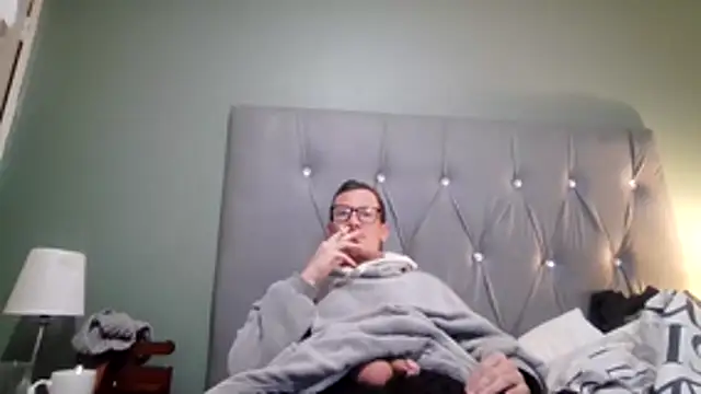 Snapshot of TheSouthernKing chatting on 05-19-26, 04:52 TheSouthernKing online show from 05-19-26, 04:52