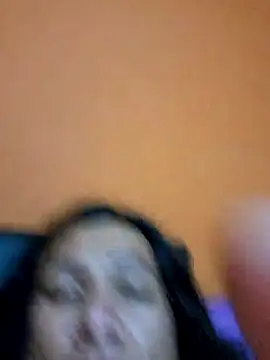 miicheele32 online show from 10-29-25, 06:45